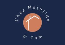 Logo chez Mathilde et Tom blanc small